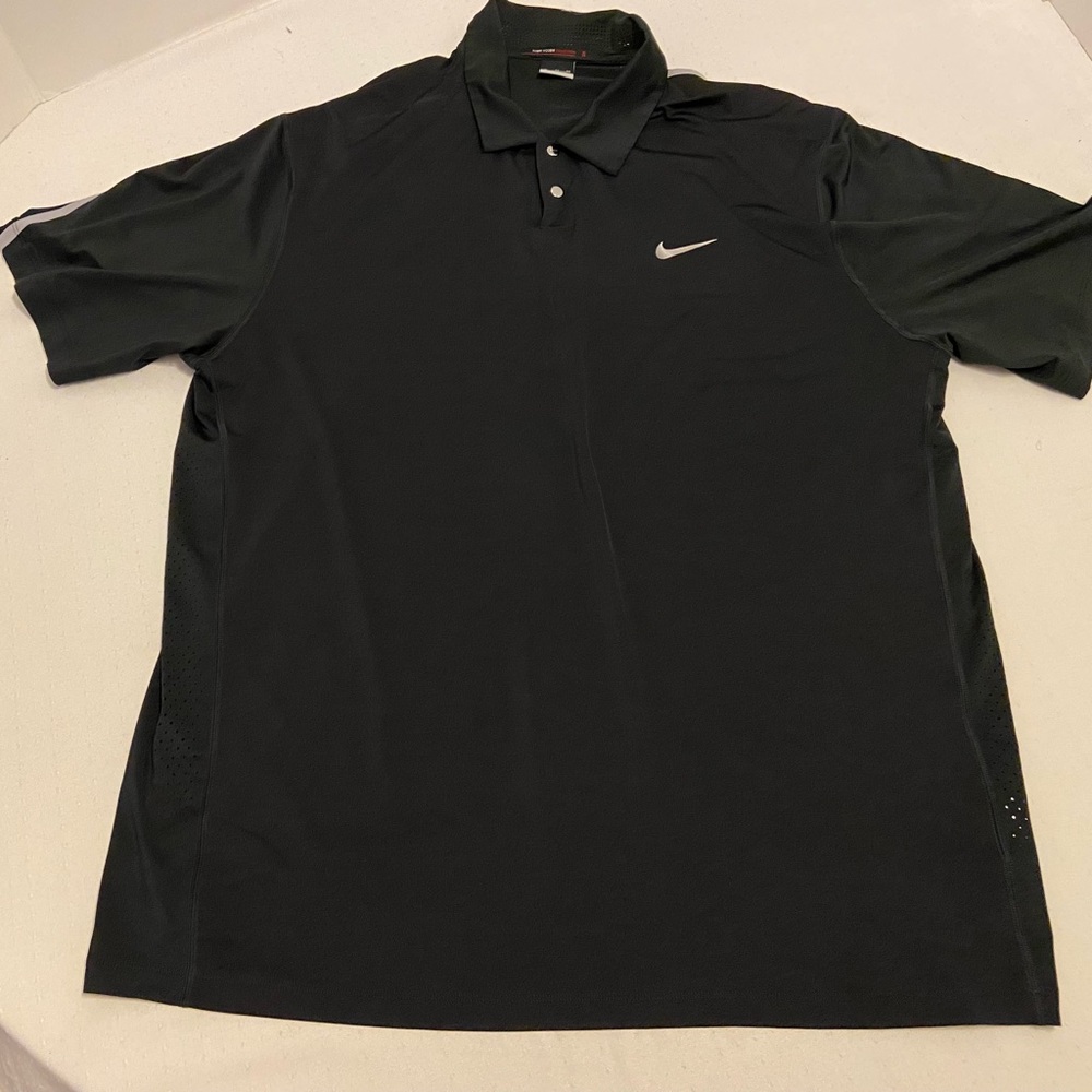 NIKE Tiger Woods Shirt, XL